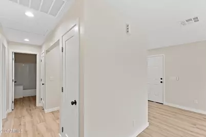 4331 N 70th Avenue, Phoenix, AZ 85033 - Photo 21