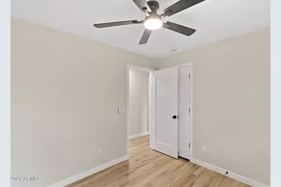 4331 N 70th Avenue, Phoenix, AZ 85033 - Photo 23