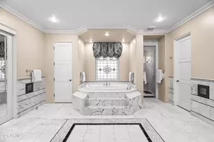 8920 N Martingale Rd, Paradise Valley, AZ 85253 - Photo 17