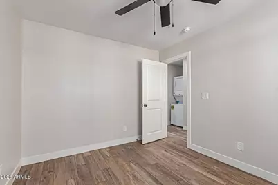 6421 S 23rd Street # B, Phoenix, AZ 85042 - Photo 7