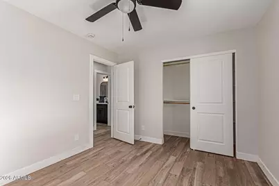 6421 S 23rd Street # B, Phoenix, AZ 85042 - Photo 5
