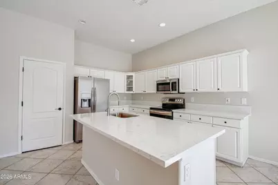 1767 E Carob Drive, Chandler, AZ 85286 - Photo 9