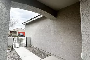 40523 W Shaver Dr, Maricopa, AZ 85138 - Photo 33