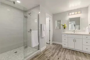 6945 W Merrell St, Phoenix, AZ 85033 - Photo 15