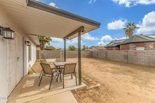 6945 W Merrell St, Phoenix, AZ 85033 - Photo 21