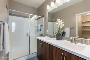 2334 E Huntington Dr, Phoenix, AZ 85040 - Photo 5