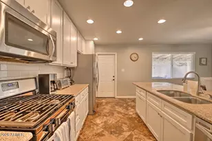 609 S Priest Dr, Tempe, AZ 85281 - Photo 5