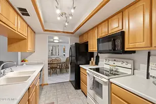 5231 W Port Au Prince Ln, Glendale, AZ 85306 - Photo 11