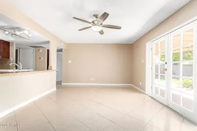 1049 E Carter Drive, Tempe, AZ 85282 - Photo 5