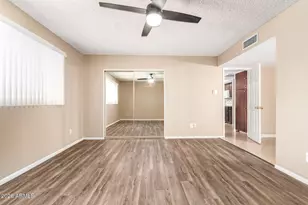 1049 E Carter Dr, Tempe, AZ 85282 - Photo 11