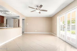 1049 E Carter Dr, Tempe, AZ 85282 - Photo 5