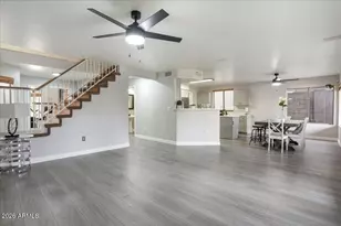 2018 E Wahalla Ln, Phoenix, AZ 85024 - Photo 7