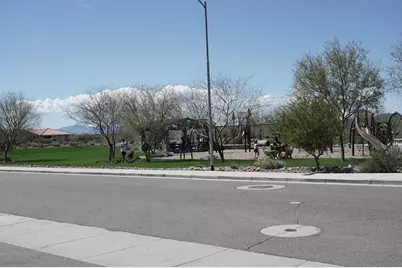 10274 W Fetlock Trail, Peoria, AZ 85383 - Photo 23