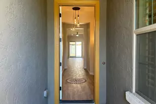 10274 W Fetlock Trail, Peoria, AZ 85383 - Photo 3