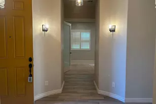 10274 W Fetlock Trail, Peoria, AZ 85383 - Photo 5