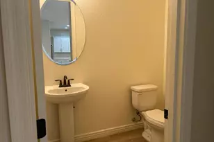 10274 W Fetlock Trail, Peoria, AZ 85383 - Photo 17