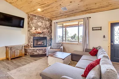 2718 Church Lane, Overgaard, AZ 85933 - Photo 7