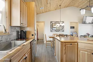 2718 Church Ln, Overgaard, AZ 85933 - Photo 17