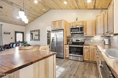 2718 Church Lane, Overgaard, AZ 85933 - Photo 13