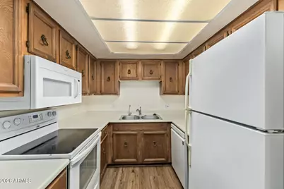 3002 N 70th Street #239, Scottsdale, AZ 85251 - Photo 3