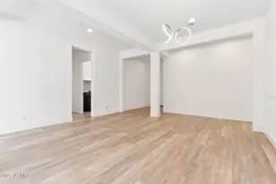 22721 N 34th St, Phoenix, AZ 85050 - Photo 7