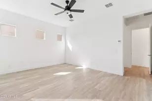 22721 N 34th St, Phoenix, AZ 85050 - Photo 23