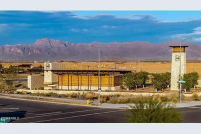 1128 W J Waltz Way, Apache Junction, AZ 85120 - Photo 3