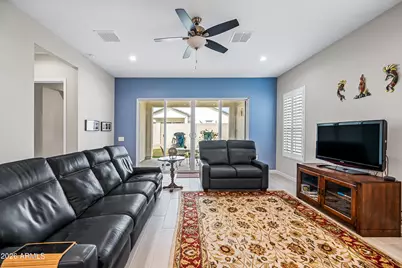 10544 W Harmony Lane, Peoria, AZ 85382 - Photo 5