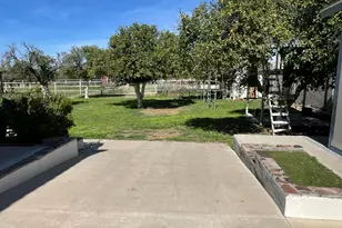 17218 E Starflower Ct, Queen Creek, AZ 85142 - Photo 39