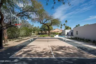 6748 E Berneil Ln, Paradise Valley, AZ 85253 - Photo 7