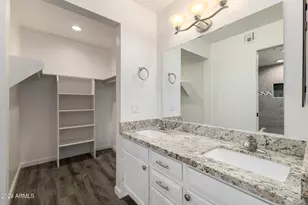 9275 E Mission Ln, Scottsdale, AZ 85258 - Photo 13