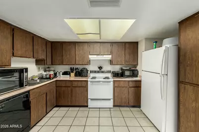 3302 W Northern Avenue, Phoenix, AZ 85051 - Photo 11