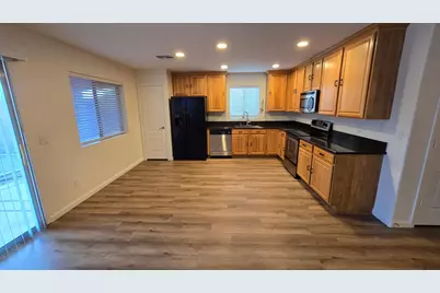 11439 W Ashley Chantil Drive, Surprise, AZ 85378 - Photo 11