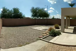 11439 W Ashley Chantil Dr, Surprise, AZ 85378 - Photo 15