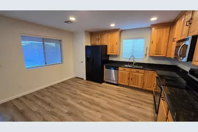11439 W Ashley Chantil Drive, Surprise, AZ 85378 - Photo 9