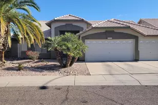 8529 W Joan De Arc Ave, Peoria, AZ 85381 - Photo 15