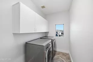 10306 E Juanita Ave, Mesa, AZ 85209 - Photo 23