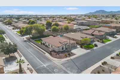 19135 W Colter Street, Litchfield Park, AZ 85340 - Photo 11