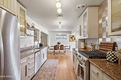 1831 E Minnezona Avenue, Phoenix, AZ 85016 - Photo 7