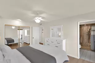 9822 W Long Hills Dr, Sun City, AZ 85351 - Photo 11