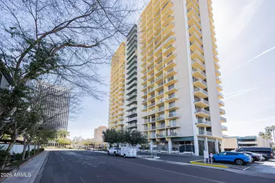 207 W Clarendon Avenue #B22, Phoenix, AZ 85013 - Photo 1