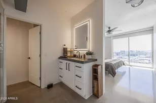 207 W Clarendon Ave, Phoenix, AZ 85013 - Photo 15