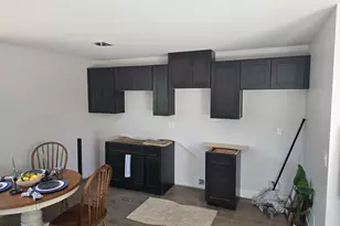 454 S Pioneer, Mesa, AZ 85204 - Photo 9