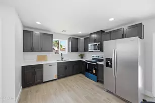 454 S Pioneer, Mesa, AZ 85204 - Photo 5