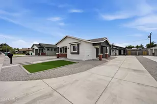 454 S Pioneer, Mesa, AZ 85204 - Photo 3