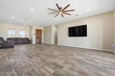 7124 S 257th Drive, Buckeye, AZ 85326 - Photo 19