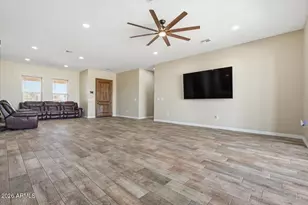 7124 S 257th Dr, Buckeye, AZ 85326 - Photo 19