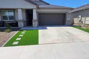 10334 S Desert Vw Dr, Apache Junction, AZ 85120 - Photo 1