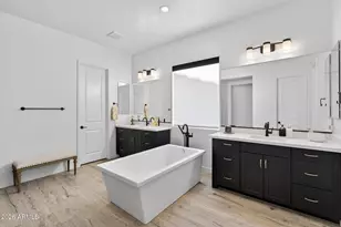 4687 N 181st Dr, Goodyear, AZ 85395 - Photo 27