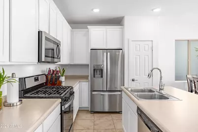 2019 N Marketside Avenue, Buckeye, AZ 85396 - Photo 11